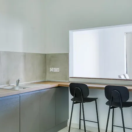 Seafront 3br In With Private Balcony By 360 Estates 公寓 *