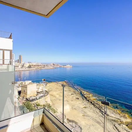 Seafront 3br In With Private Balcony By 360 Estates *