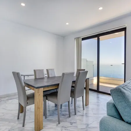 Seafront 3br In With Private Balcony By 360 Estates 公寓 *