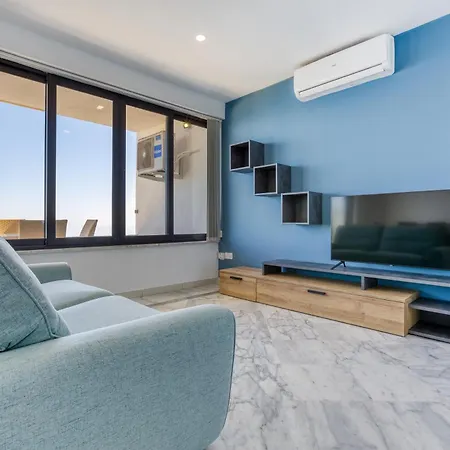 公寓 Seafront 3br In With Private Balcony By 360 Estates